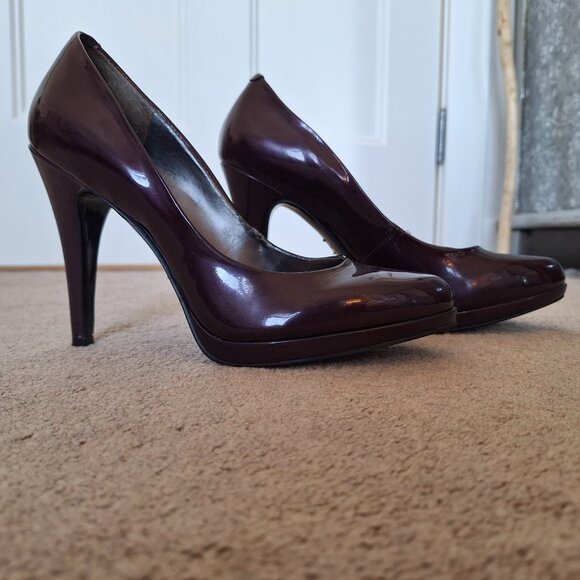 New West - Deep Purple Patent Leather Heels - Picture 2 of 5